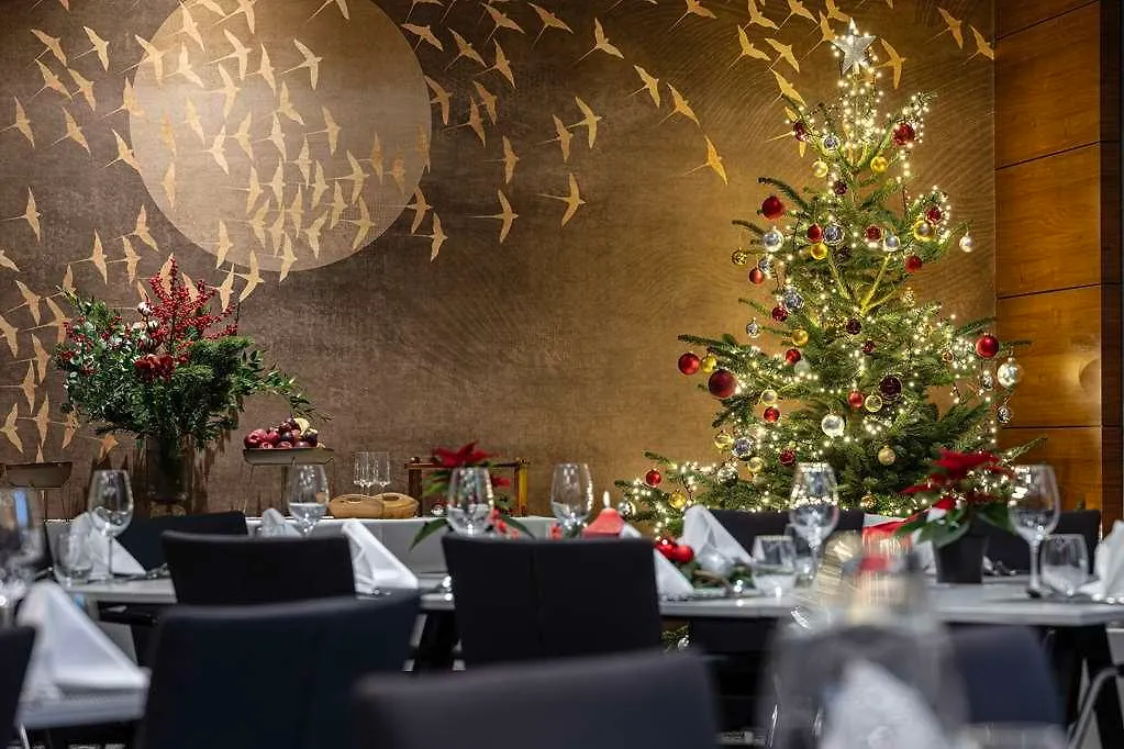Nh Collection Salzburg City Hotel 4*,